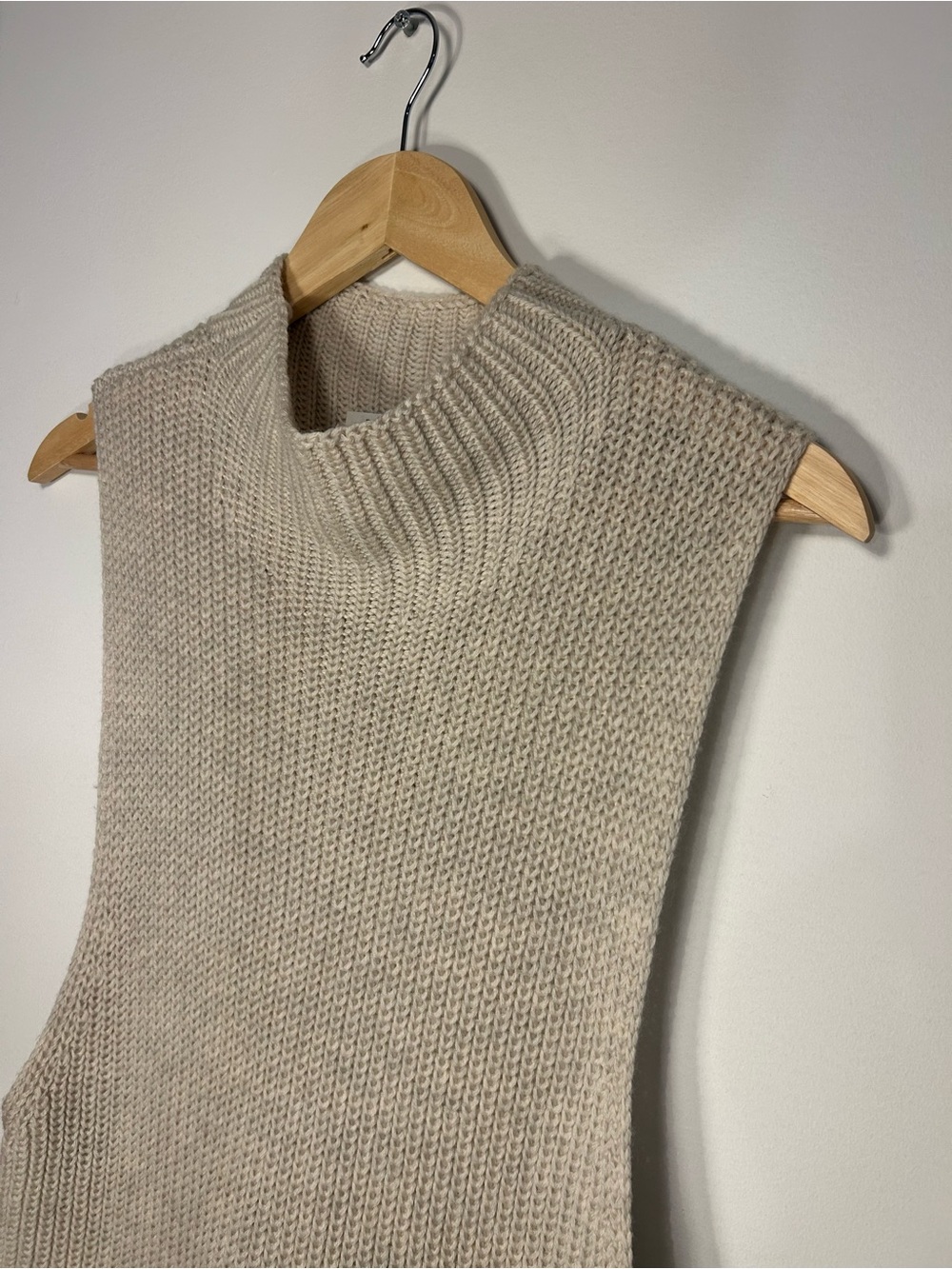 Babaton Sleeveless Turtleneck Knit Vest - Beige